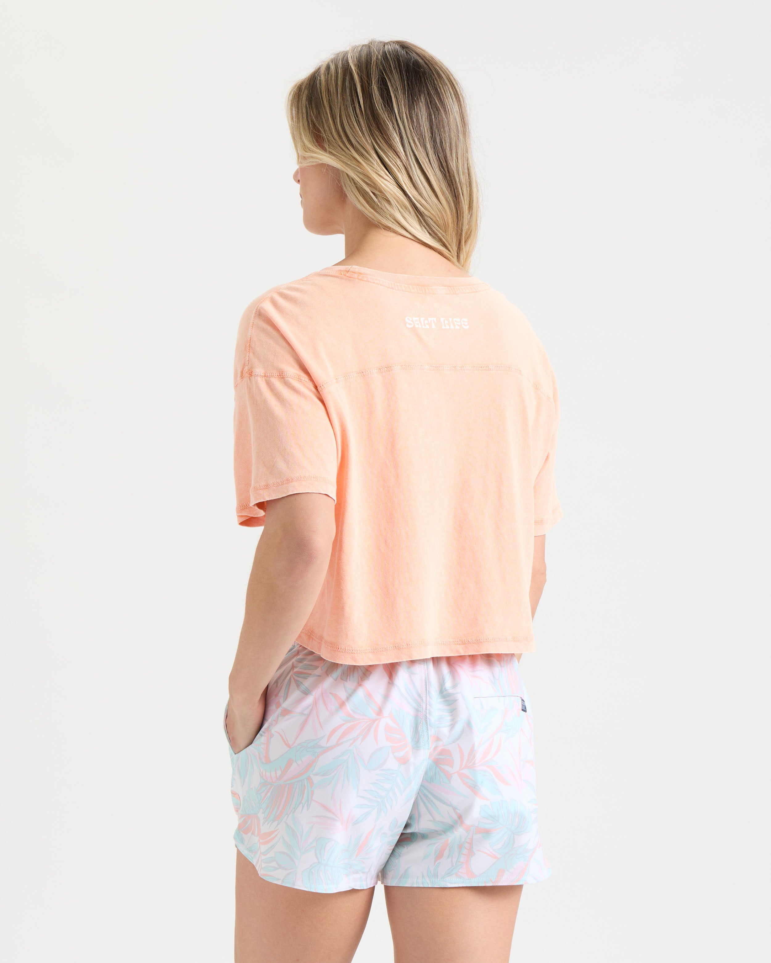 Women's Salty Scenes Cropped Shirt