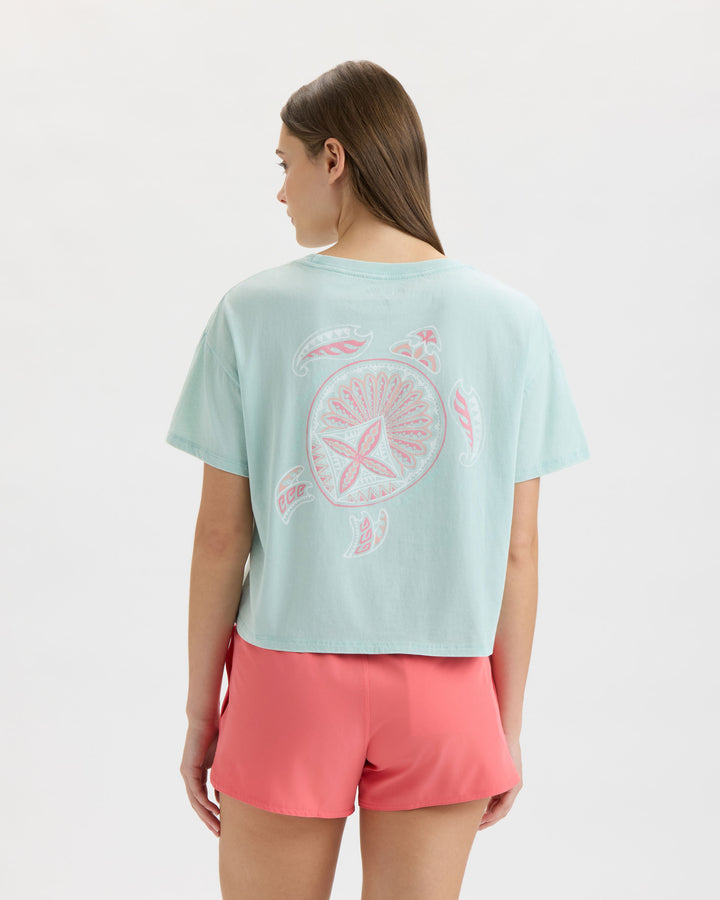 Women’s Beach Turtle Cropped Boyfriend Tee