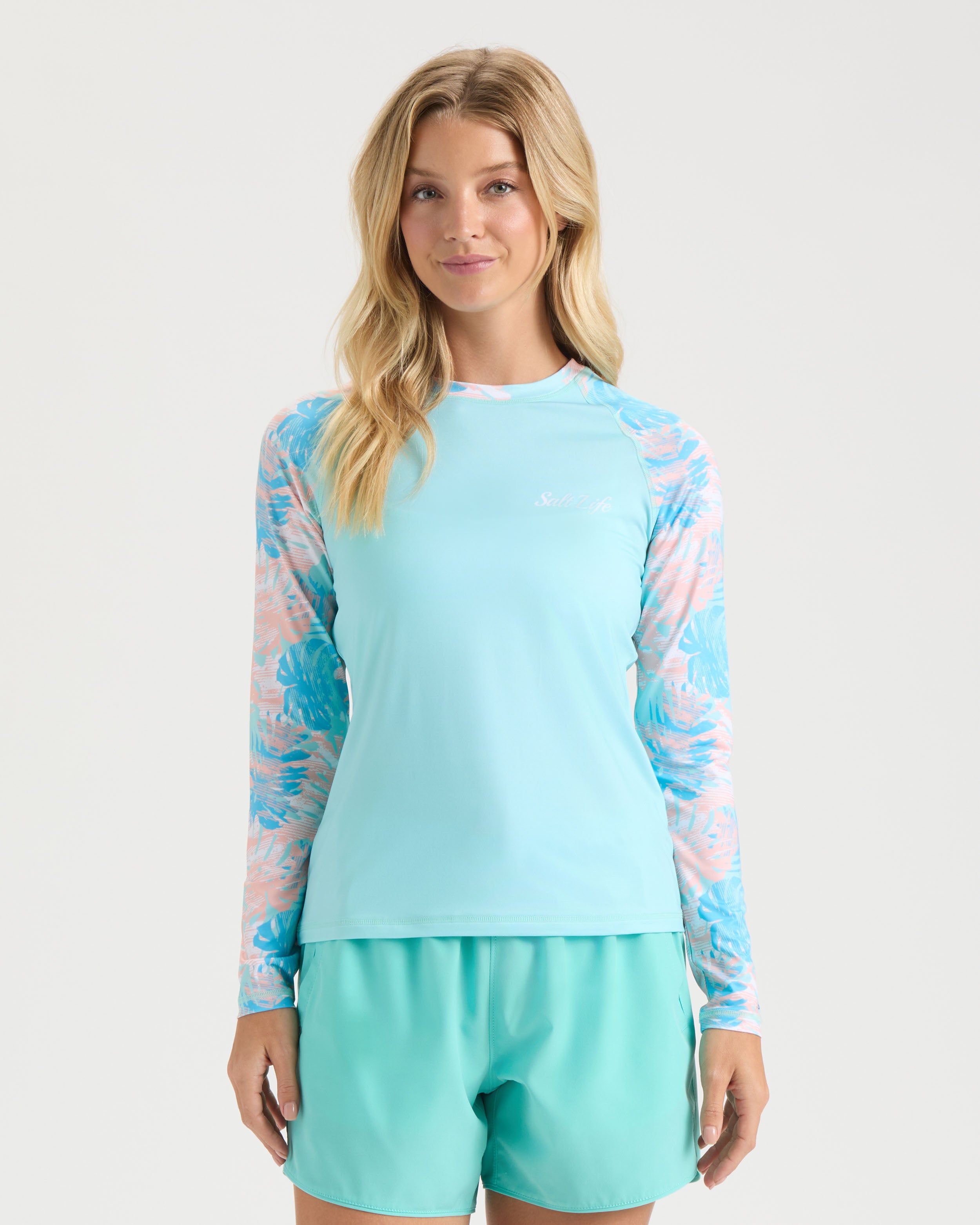 Women's On Holiday SLX Performance Long Sleeve Shirt – Salt Life