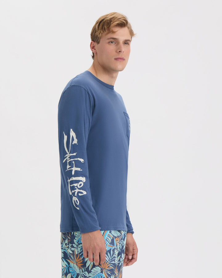 Men’s Skull and Fillet Long Sleeve Shirt