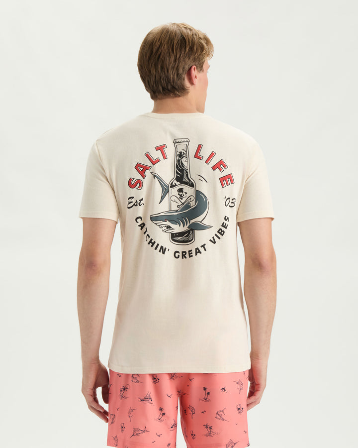 Men’s Catchin’ Vibes Short Sleeve Tee