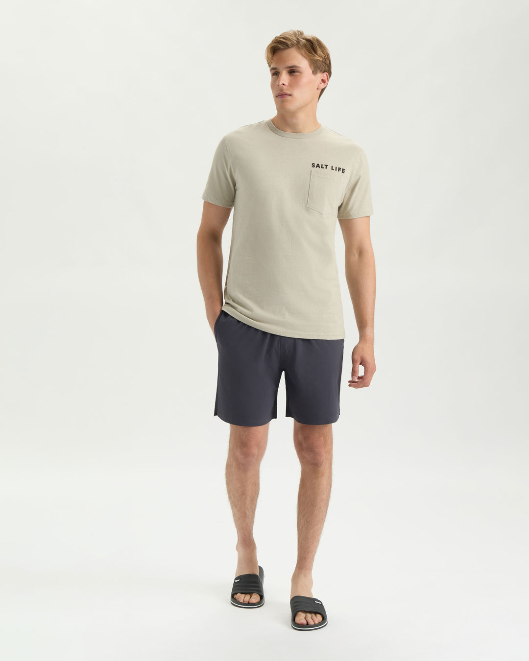 Men’s Catchin’ Vibes Short Sleeve Tee