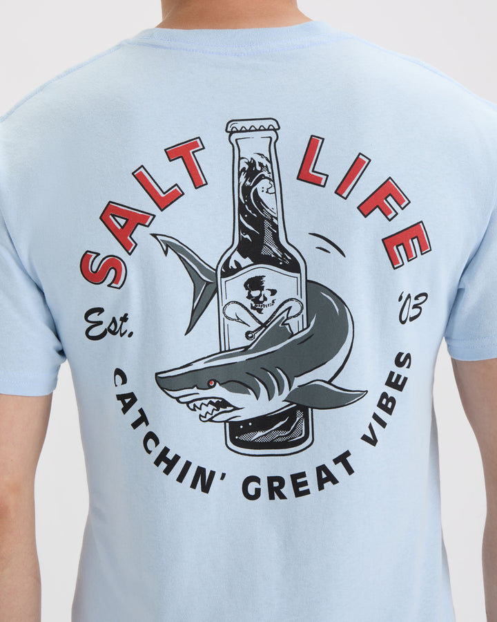 Men’s Catchin’ Vibes Short Sleeve Tee